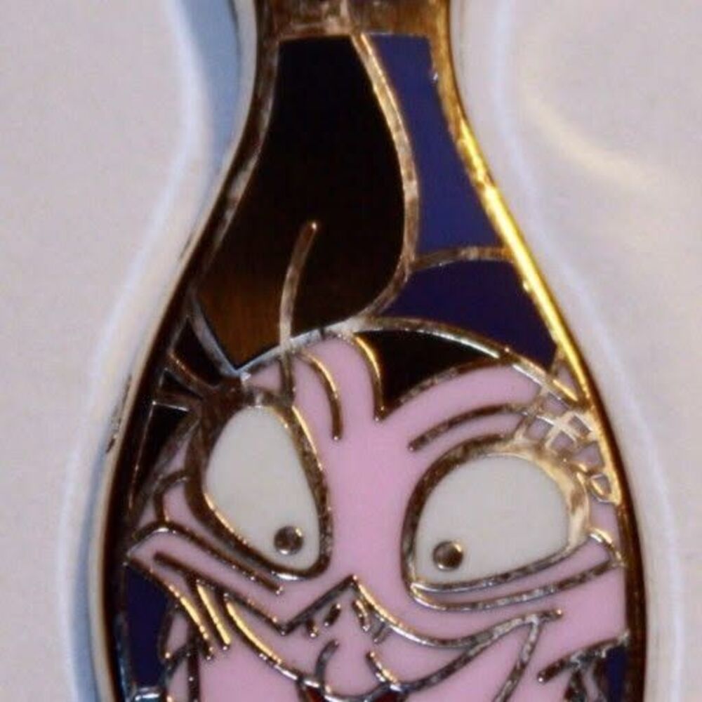 DLR - 2007 HM - Bowling Pin Villains - Yzma